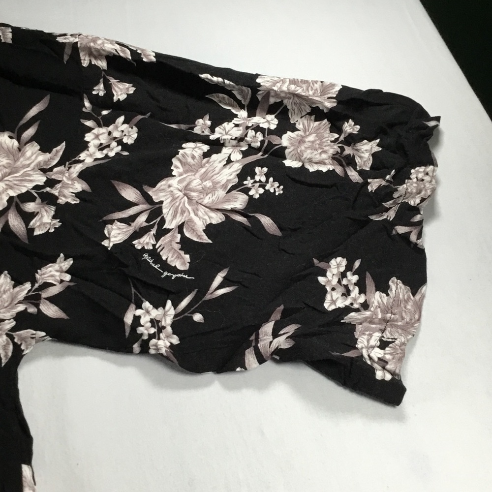 Spiritual Gangster Maya Black Floral Tie-Front Kimono Robe Swimsuit Cover Up OS - Picture 5 of 10